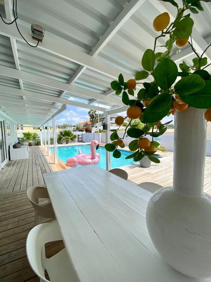 Villa Vermaire Apartments Вилемстад Екстериор снимка
